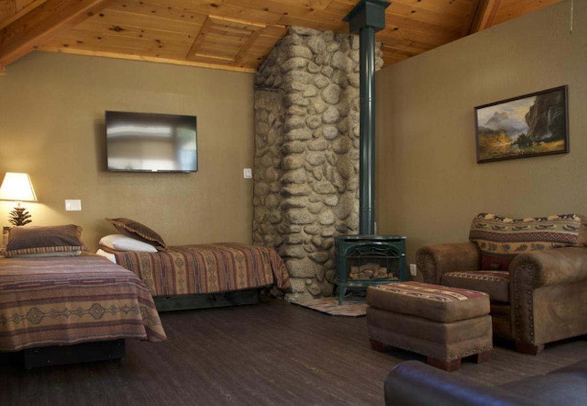 Silver Pines Lodge Idyllwild Bagian luar foto